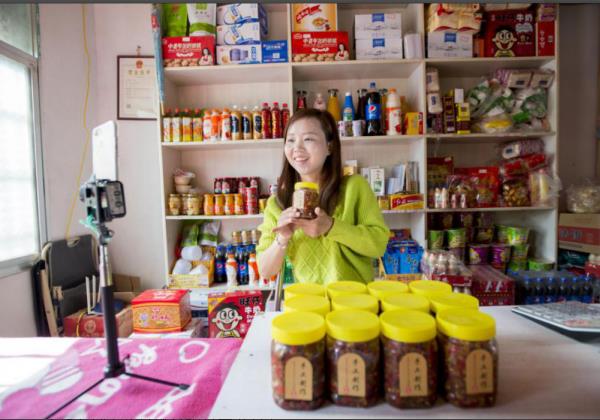 惠農網培育最美“玫瑰” 沅陵女孩用電商改變命運